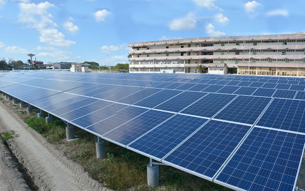 01 panel fotovoltaico.jpg de Ramon Barreras